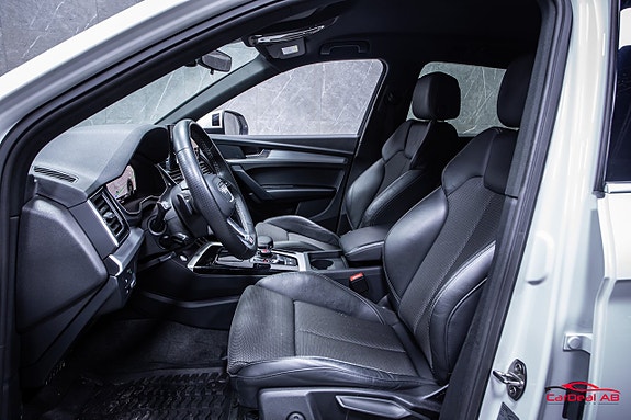 Audi Q5 10 of 27