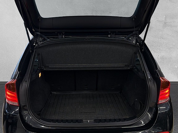 BMW X1 9 of 23