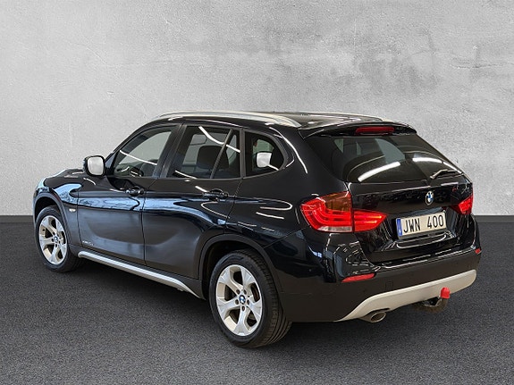 BMW X1 3 of 5