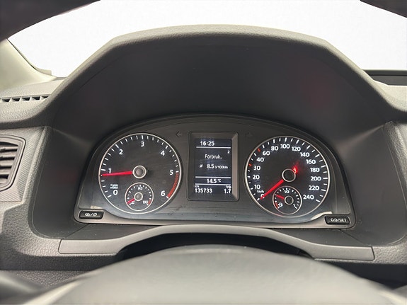 Volkswagen Caddy 17 of 25