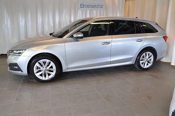 Skoda Octavia 2 of 5