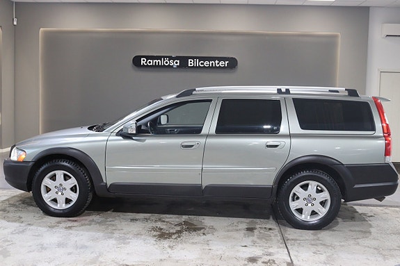 Volvo XC70 8 of 18