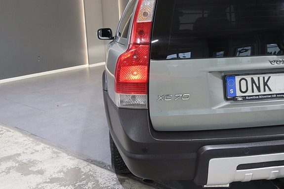 Volvo XC70 11 of 18