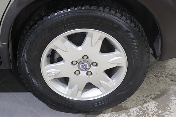 Volvo XC70 13 of 18