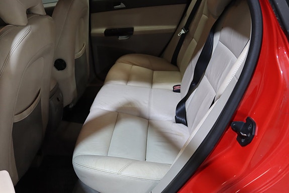 Volvo V50 13 of 19