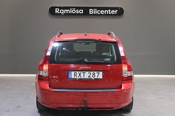 Volvo V50 7 of 19