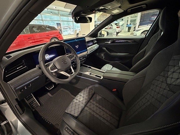 Volkswagen Passat 5 of 5