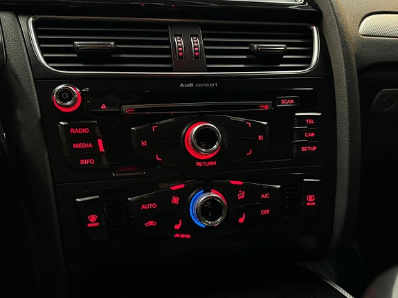 Audi A4 11 of 14