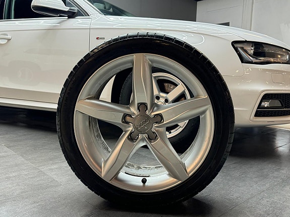 Audi A4 14 of 14