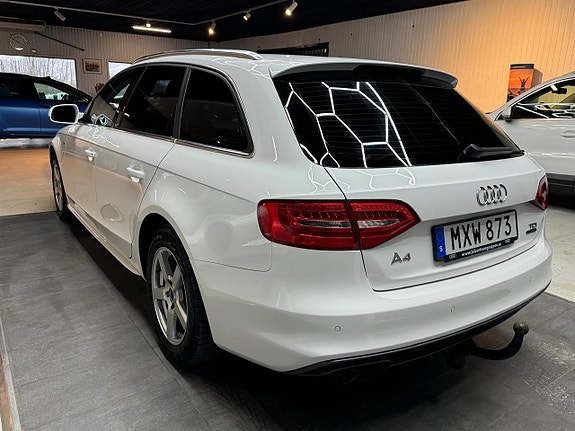 Audi A4 4 of 5