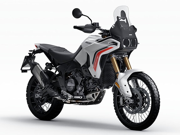 Ducati DesertX V2 2 of 5