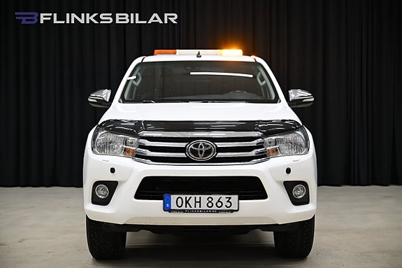 Toyota HiLux 10 of 29