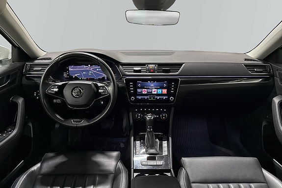 Skoda Superb 4 of 5