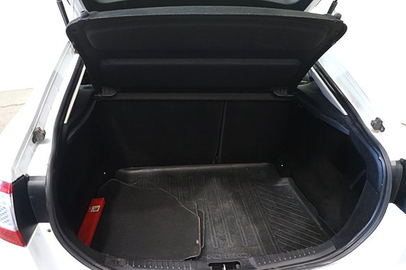 Ford Mondeo 12 of 13