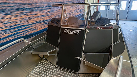 Arronet 18,5 SPO – Stealth Edition | Suzuki 115hk 12 of 13