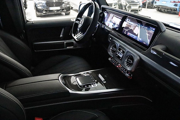 Mercedes-Benz G63 18 of 21
