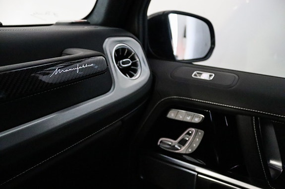 Mercedes-Benz G63 15 of 21