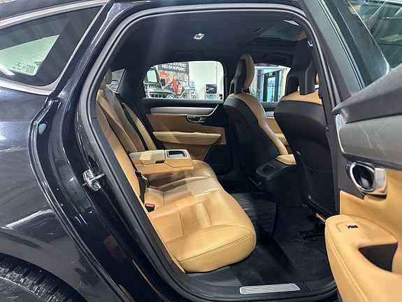 Volvo S90 12 of 27