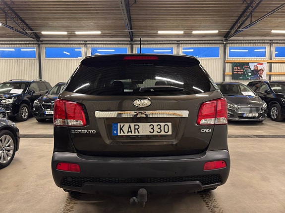Kia Sorento 5 of 12