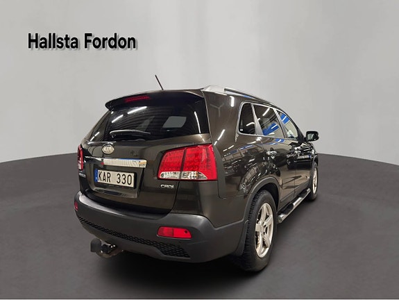 Kia Sorento 6 of 12