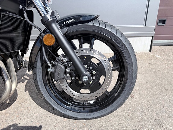 Kawasaki Vulcan S Demo 2 of 10