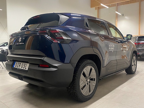 Suzuki eVitara 3 of 22