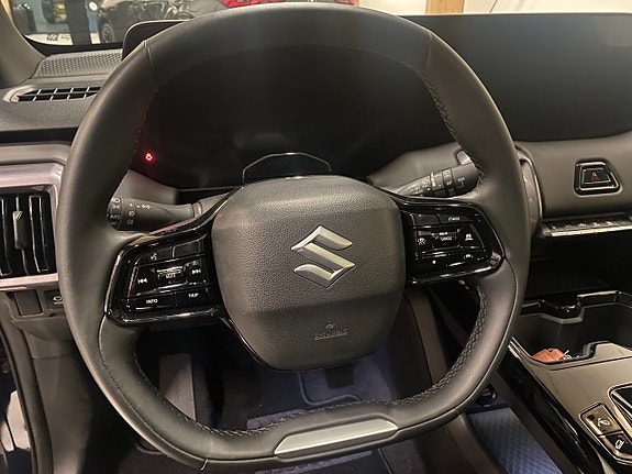 Suzuki eVitara 8 of 22