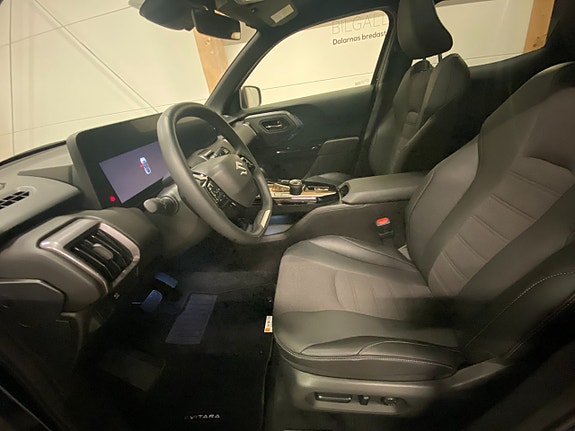Suzuki eVitara 7 of 22