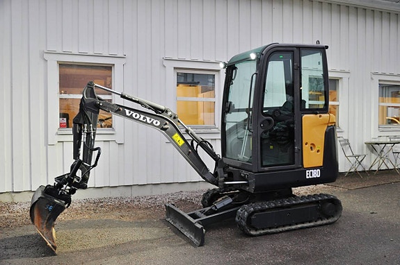 Volvo EC18D Tiltfäste S30 Breddbara larver