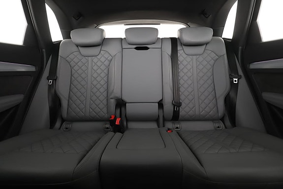 Audi Q5 16 of 30