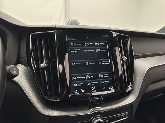 Volvo XC60 21 of 29