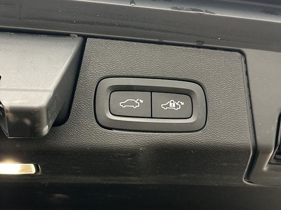 Volvo XC60 29 of 29