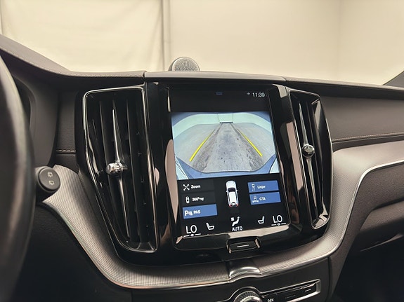 Volvo XC60 19 of 29