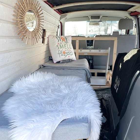 Volkswagen Transporter 2 of 5