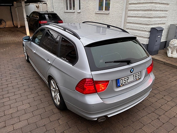 BMW 320 12 of 30