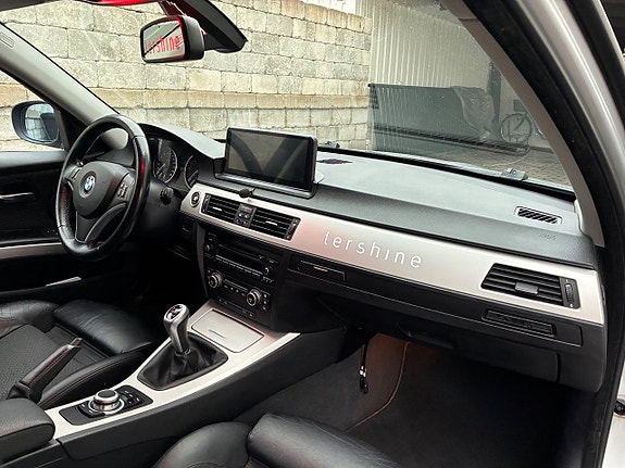 BMW 320 23 of 30