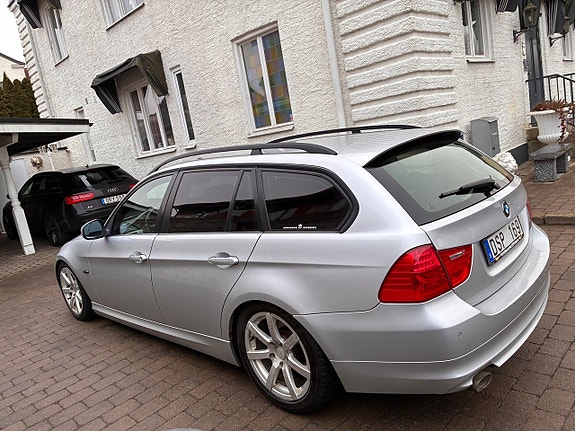 BMW 320 9 of 30