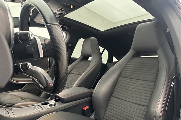 Mercedes-Benz CLA220 d 9 of 26