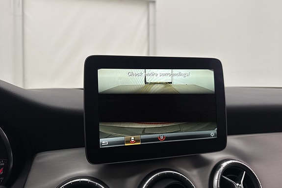 Mercedes-Benz CLA220 d 15 of 26