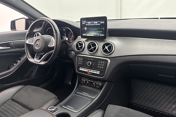 Mercedes-Benz CLA220 d 23 of 26