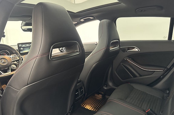 Mercedes-Benz CLA220 d 24 of 26