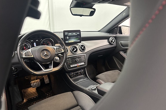 Mercedes-Benz CLA220 d 8 of 26