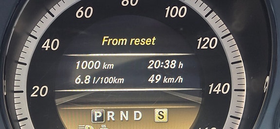 Mercedes-Benz E350 25 of 27