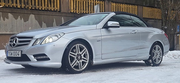 Mercedes-Benz E350 13 of 27