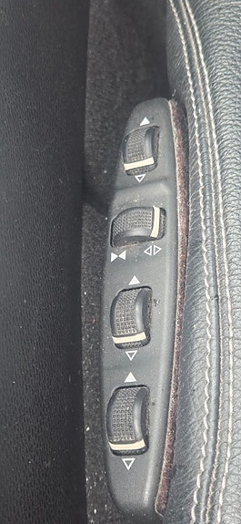 Mercedes-Benz E350 18 of 27