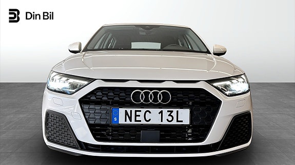 Audi A1 4 of 5