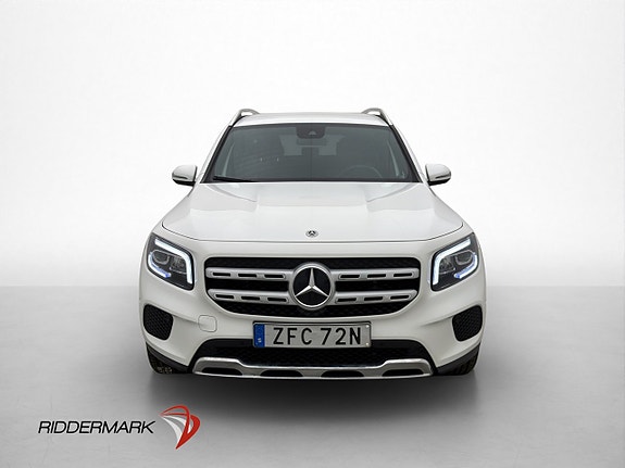 Mercedes-Benz GLB200 2 of 5
