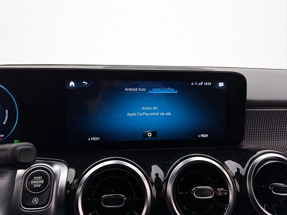 Mercedes-Benz GLB200 20 of 30