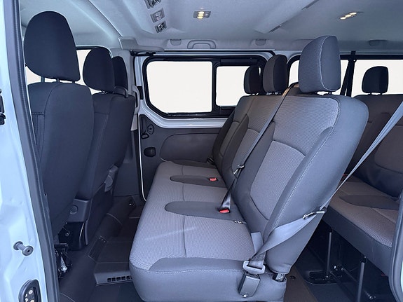 Nissan Primastar 11 of 15