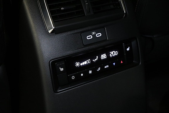 Mazda CX-80 10 of 20
